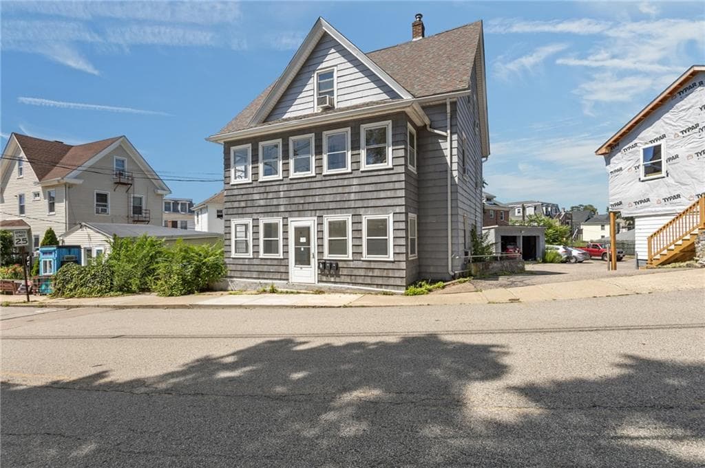 55 Pleasant Street - Photo 2