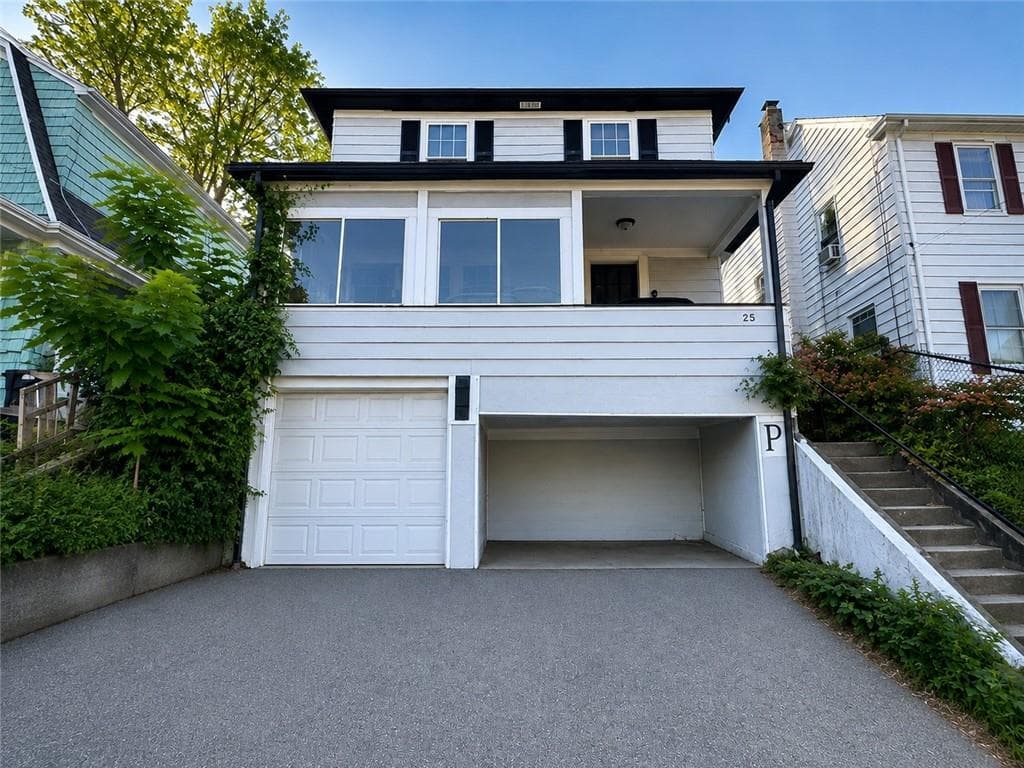 186 Warwick Avenue