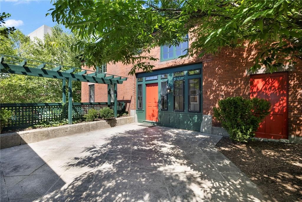 300 Benefit Street