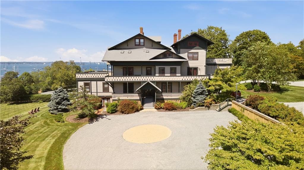 35 Chastellux Avenue #H - Photo 2