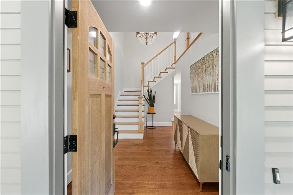 145 Beechwood Drive - Photo 3
