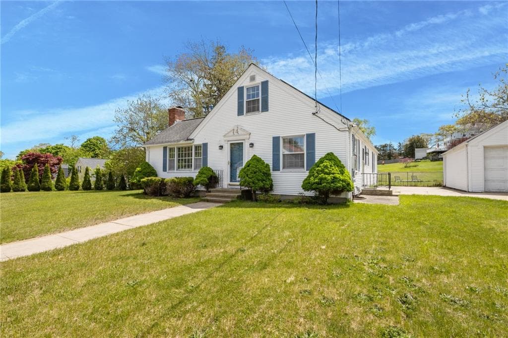 74 Youngs Avenue - Photo 2