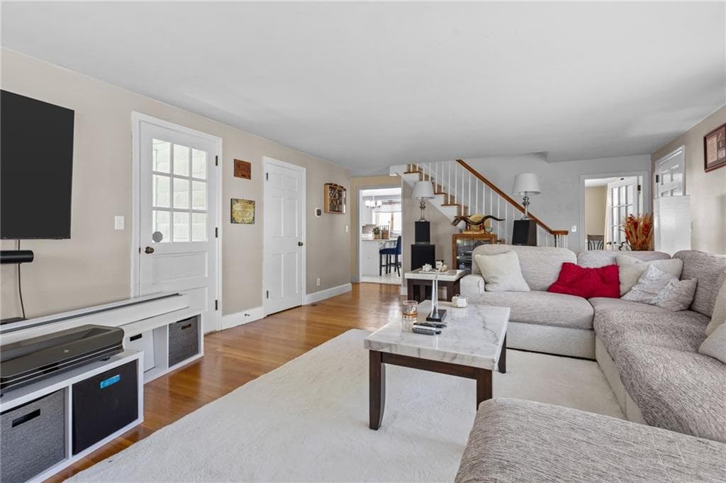 74 Youngs Avenue - Photo 5