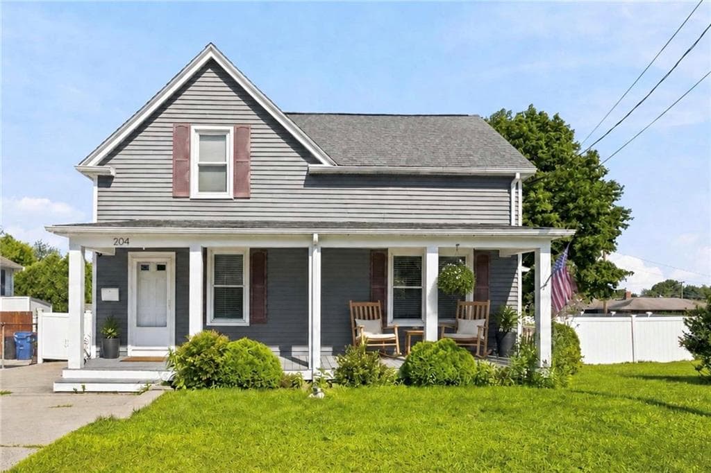 204 Lowell Street - Photo 1