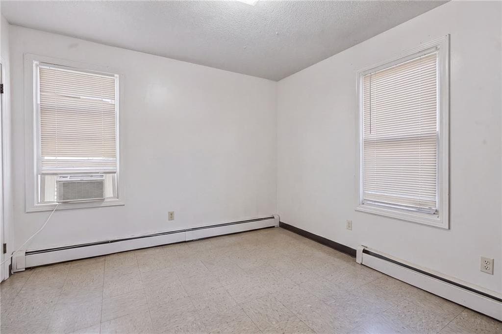 471 Pond Street - Photo 4