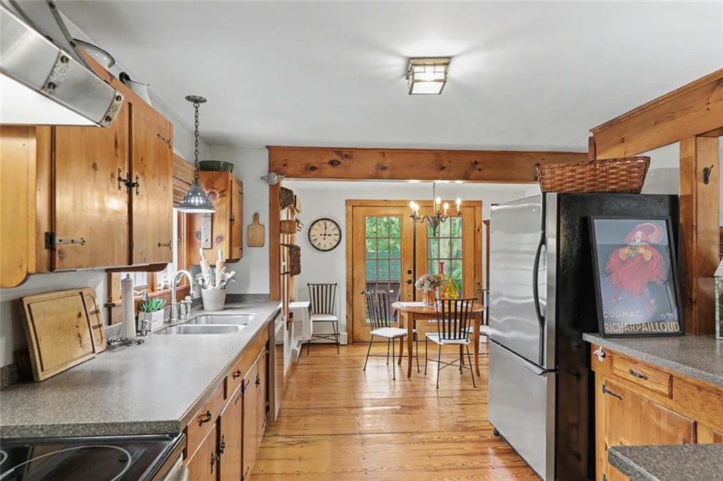 1475 Somerset Avenue - Photo 5