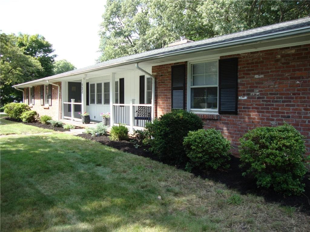 132 Timberline Road - Photo 2