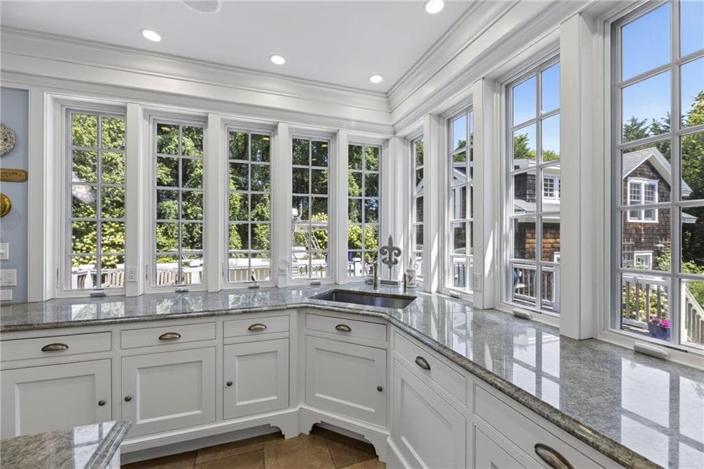 14 Bay View Road - Photo 4