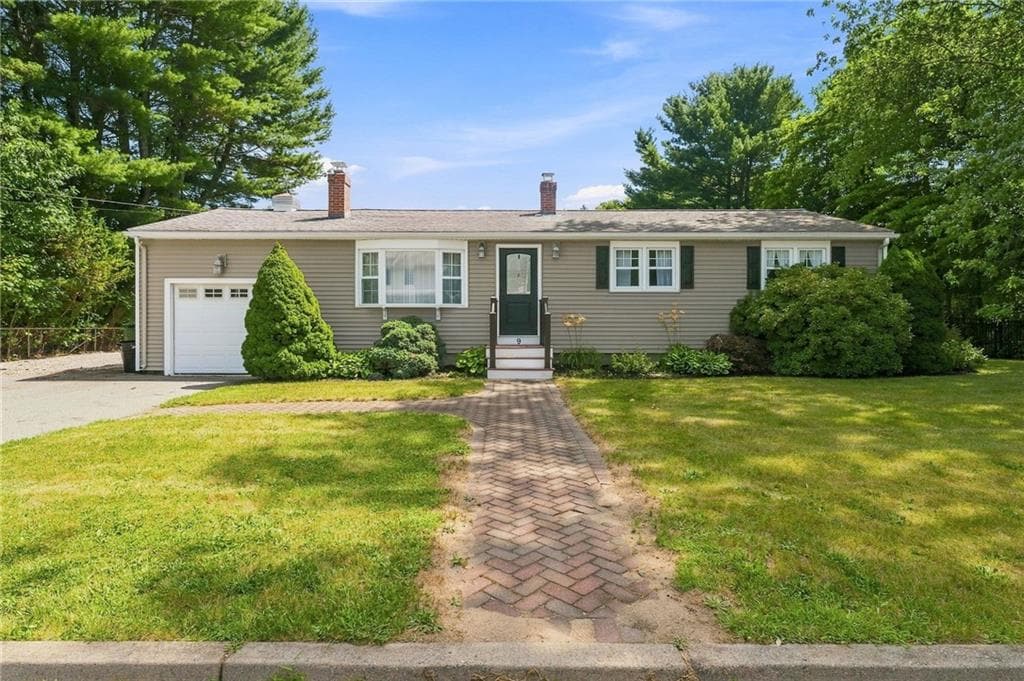 9 Eileen Drive