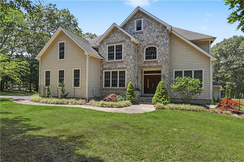 555 Carpenter Lane - Photo 4
