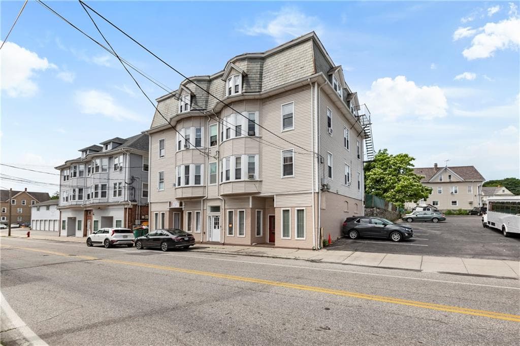 584 North Main Street - Photo 2