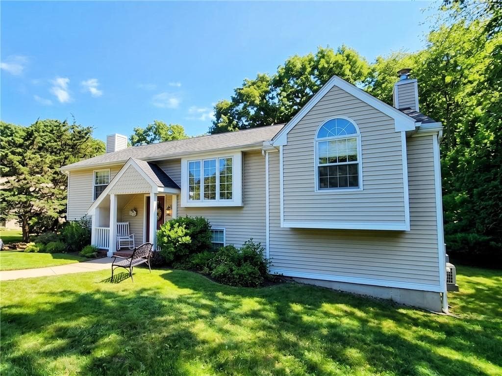 55 Holly Road - Photo 2