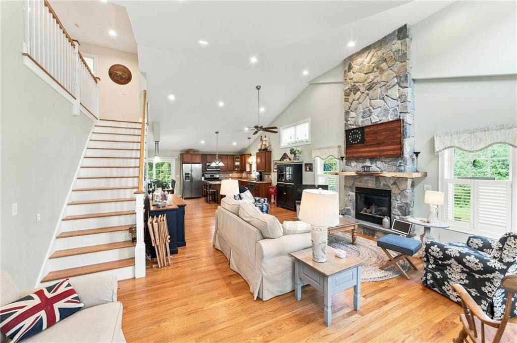 135 Brandywyne Court - Photo 3