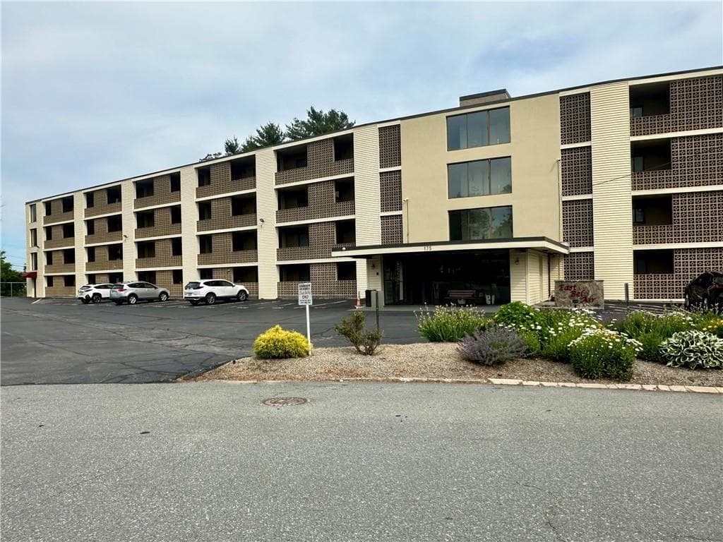 175 hoffman Avenue #410