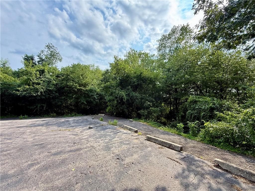 230 Airport Road - Photo 4