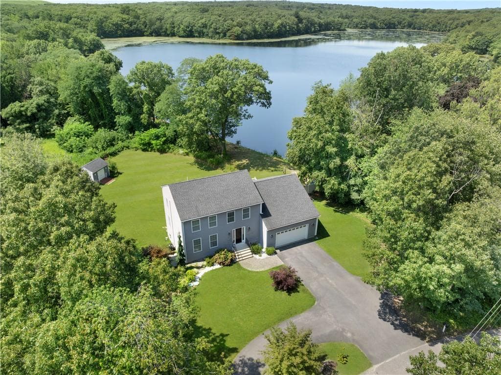 12 Woodlake Drive - Photo 2