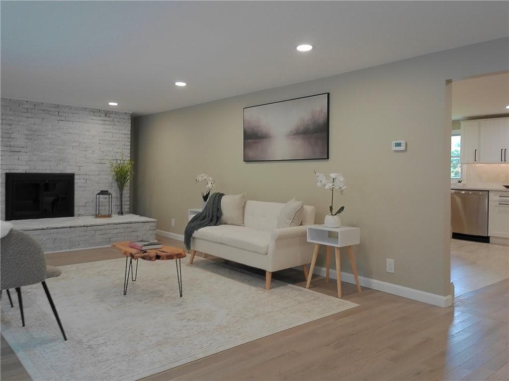 115 Hill Top Drive - Photo 3