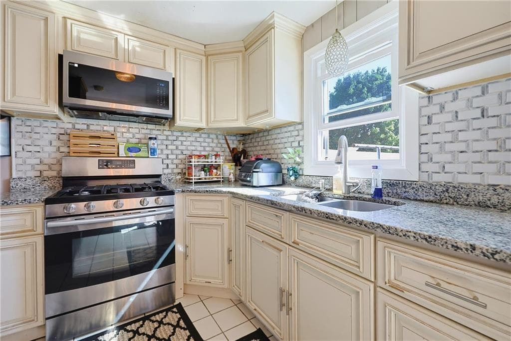 26 Rocco Street - Photo 4