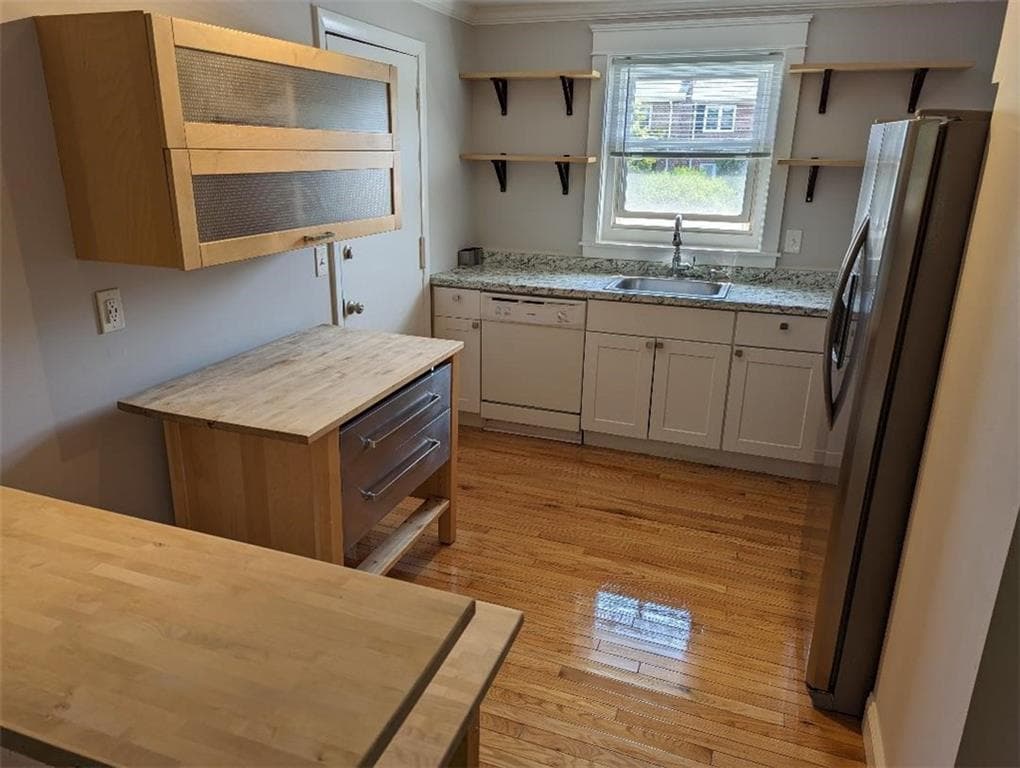 70 Carroll Avenue #111 - Photo 3