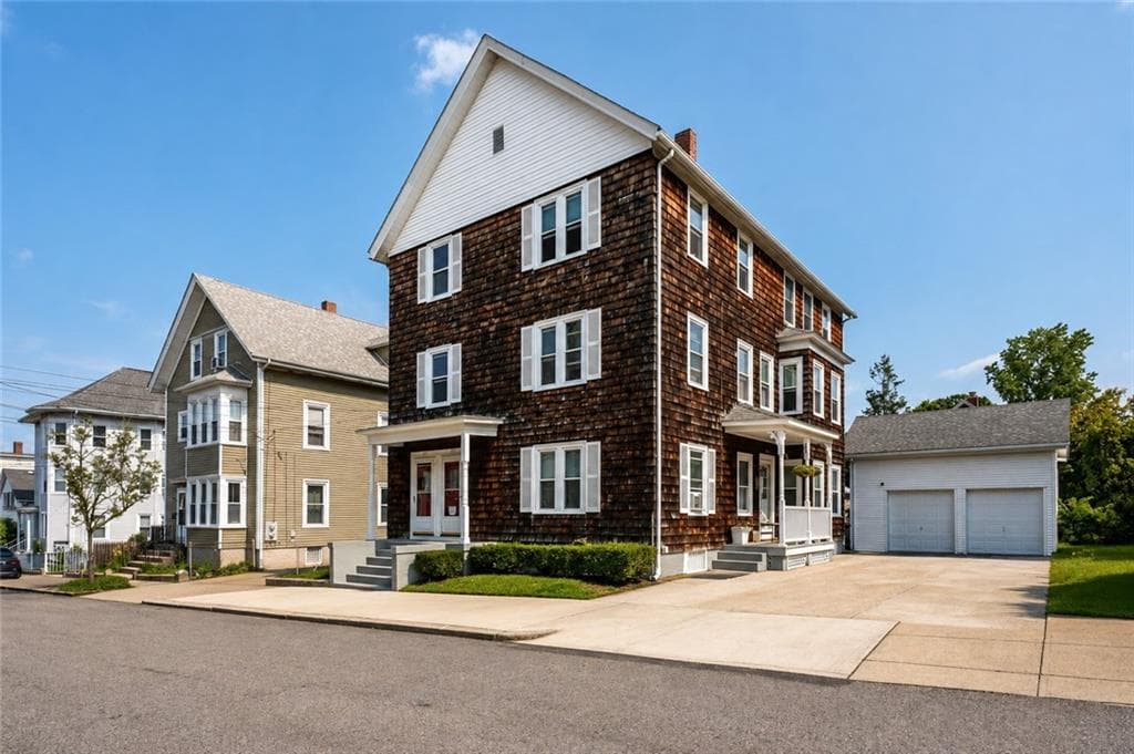 175 Sayles Avenue - Photo 3