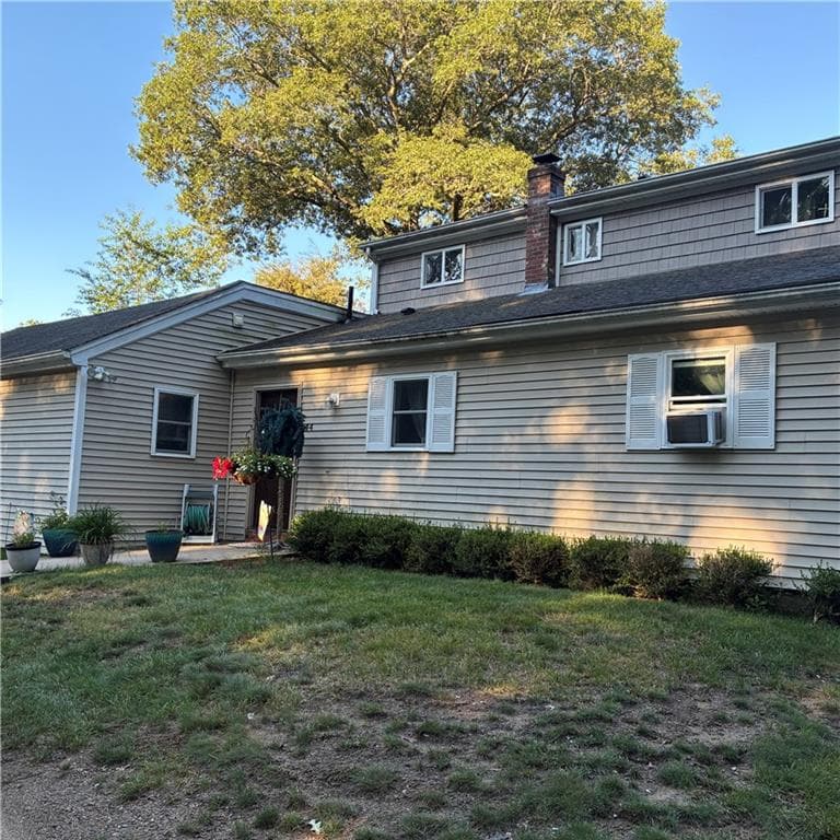 44 MAXWELL Drive