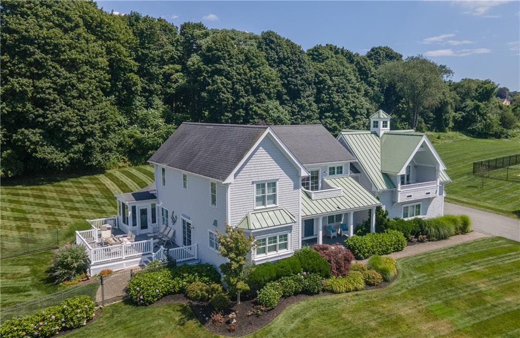 57 Strawberry Lane - Photo 4