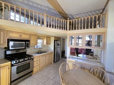 245 Manton Street - Photo 2