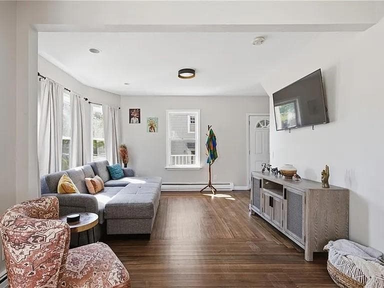 59 bourne Avenue - Photo 2
