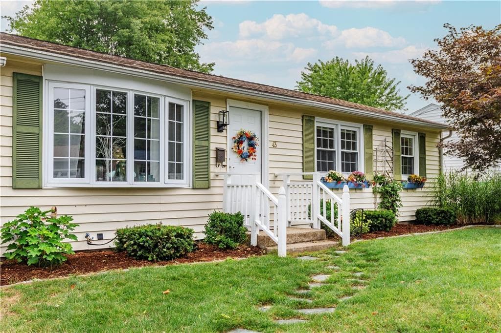 43 Topaz Drive - Photo 2