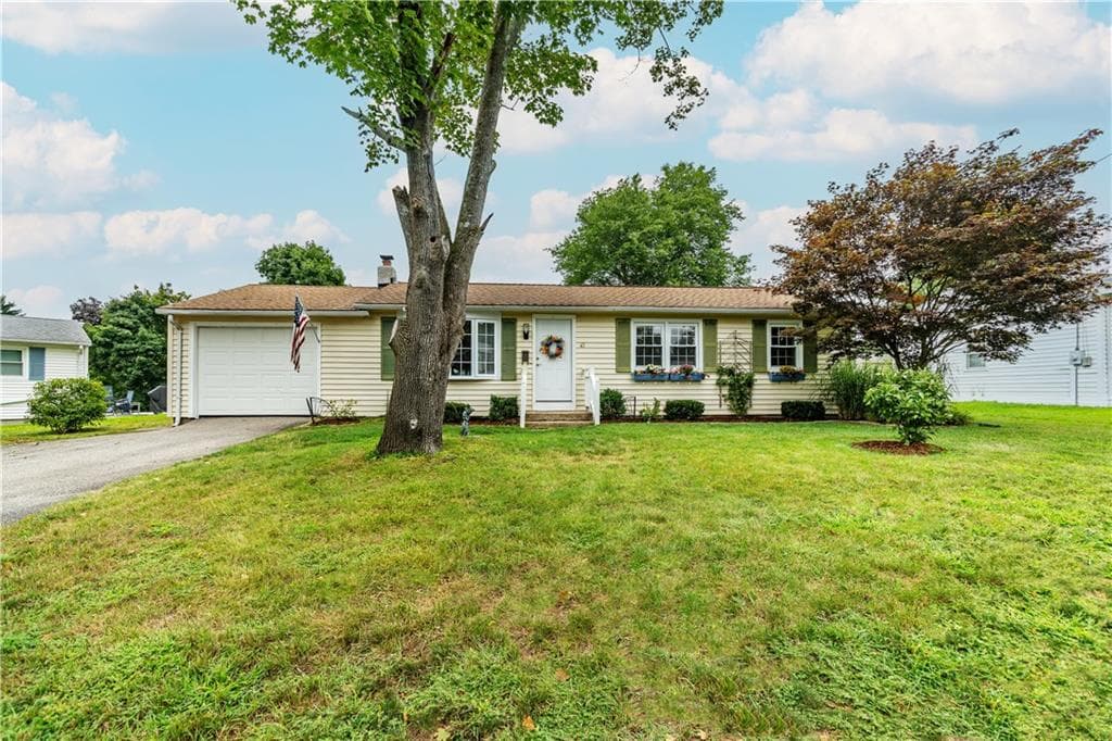 43 Topaz Drive