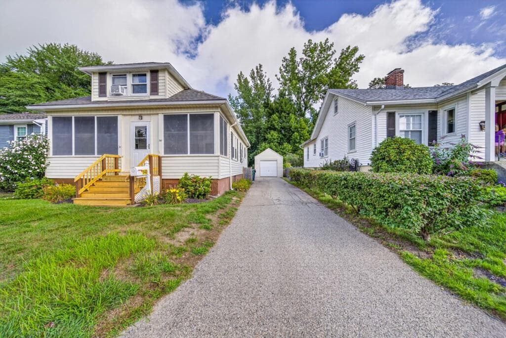 149 Columbia Avenue - Photo 2