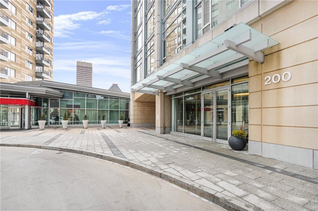 200 Exchange Street #1512 - Photo 2