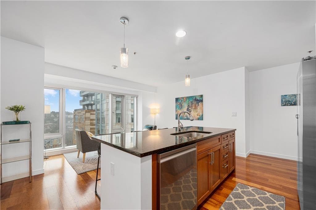 200 Exchange Street #1512 - Photo 5