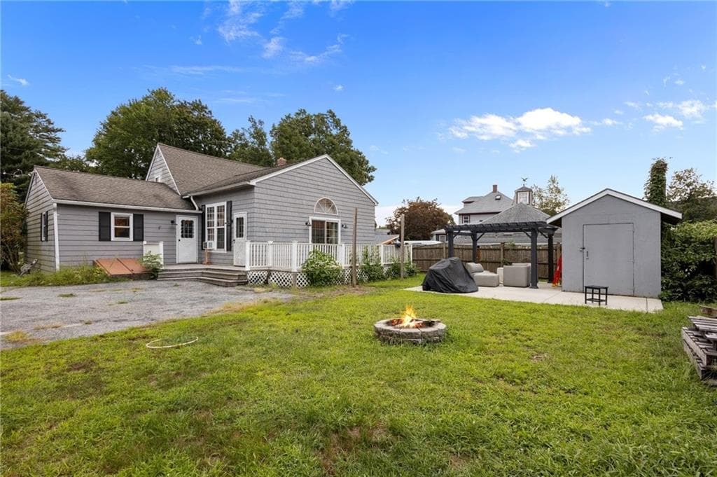 24 Fairbanks Avenue - Photo 5