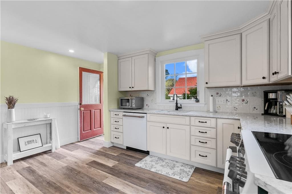 72 Kane Avenue - Photo 3