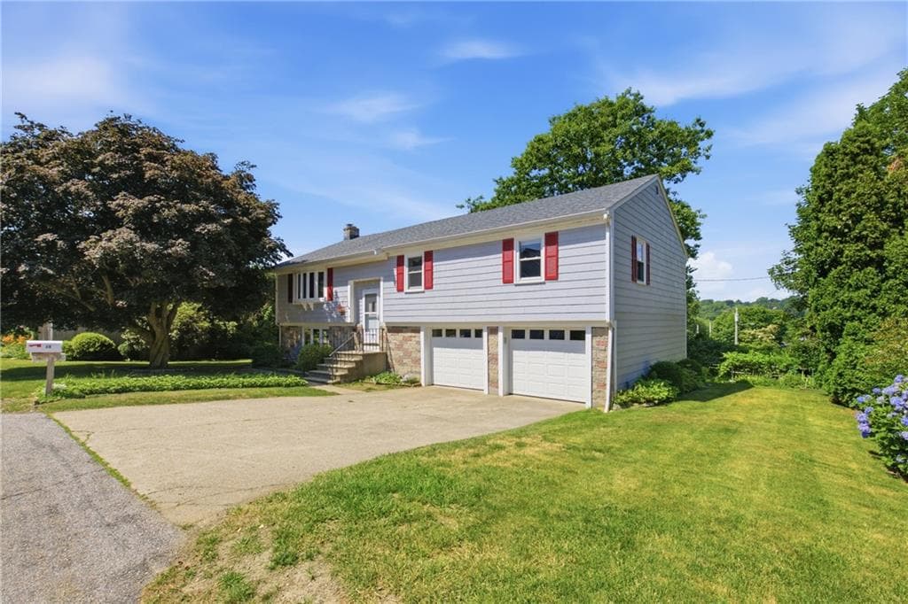 18 Continental Drive - Photo 2