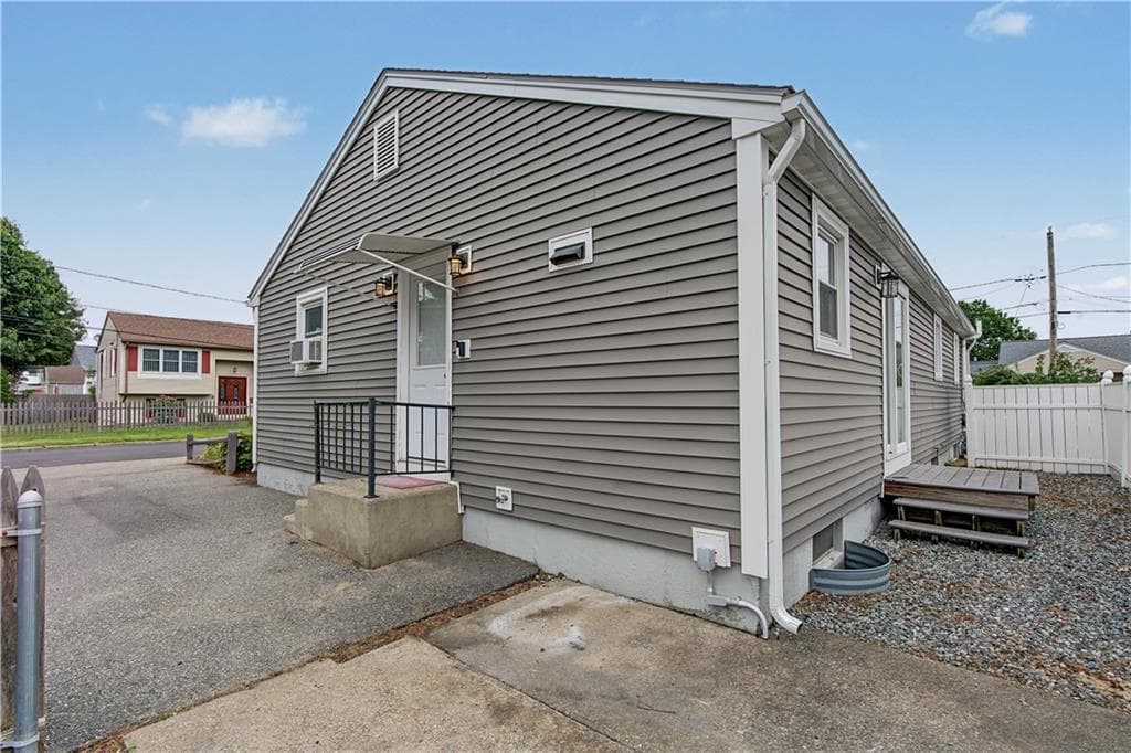 19 Poirier Street - Photo 5