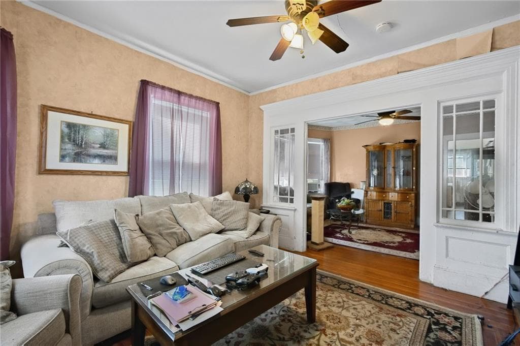 574 Smith Street - Photo 2