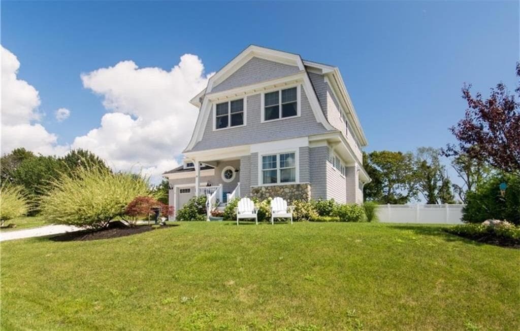 10 Julia Court