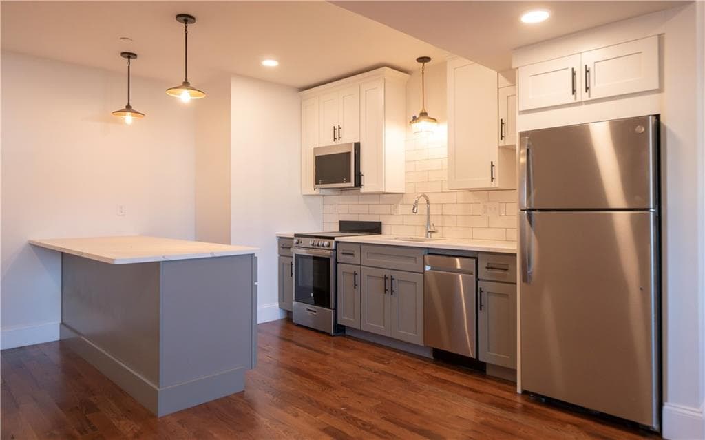 15 Cranston Avenue #18