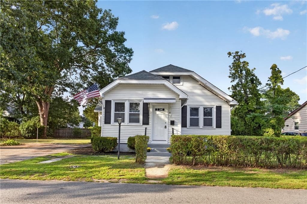 37 Lincoln Avenue - Photo 2
