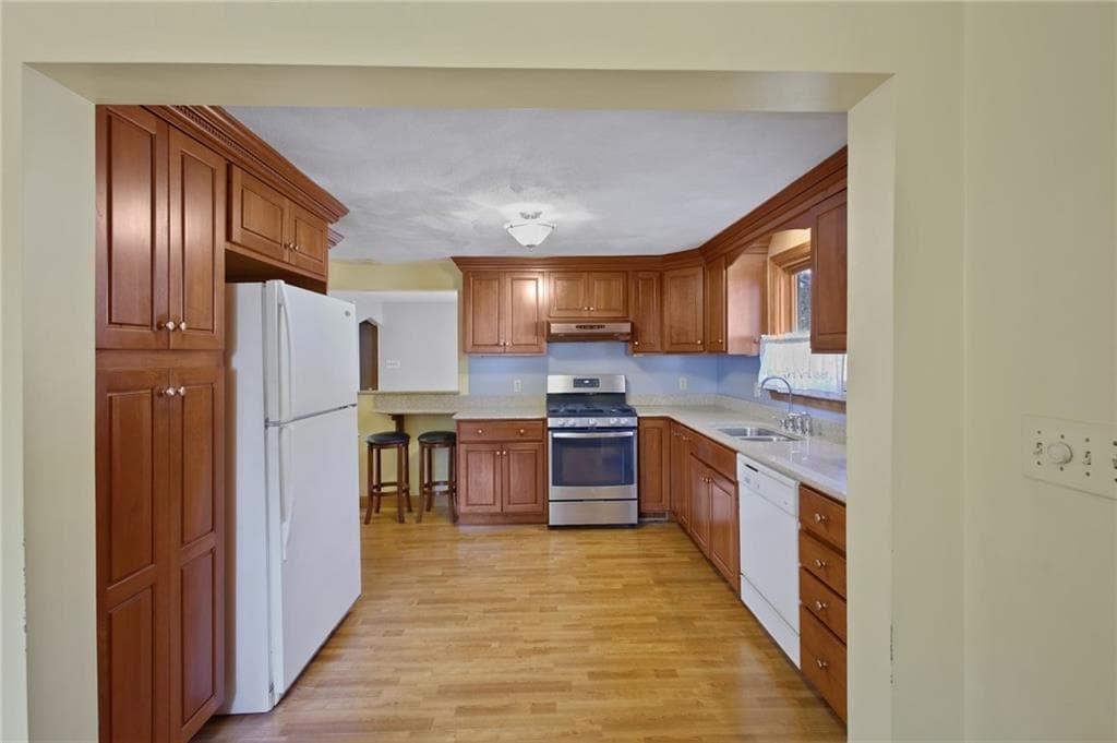 243 Rice Street - Photo 3