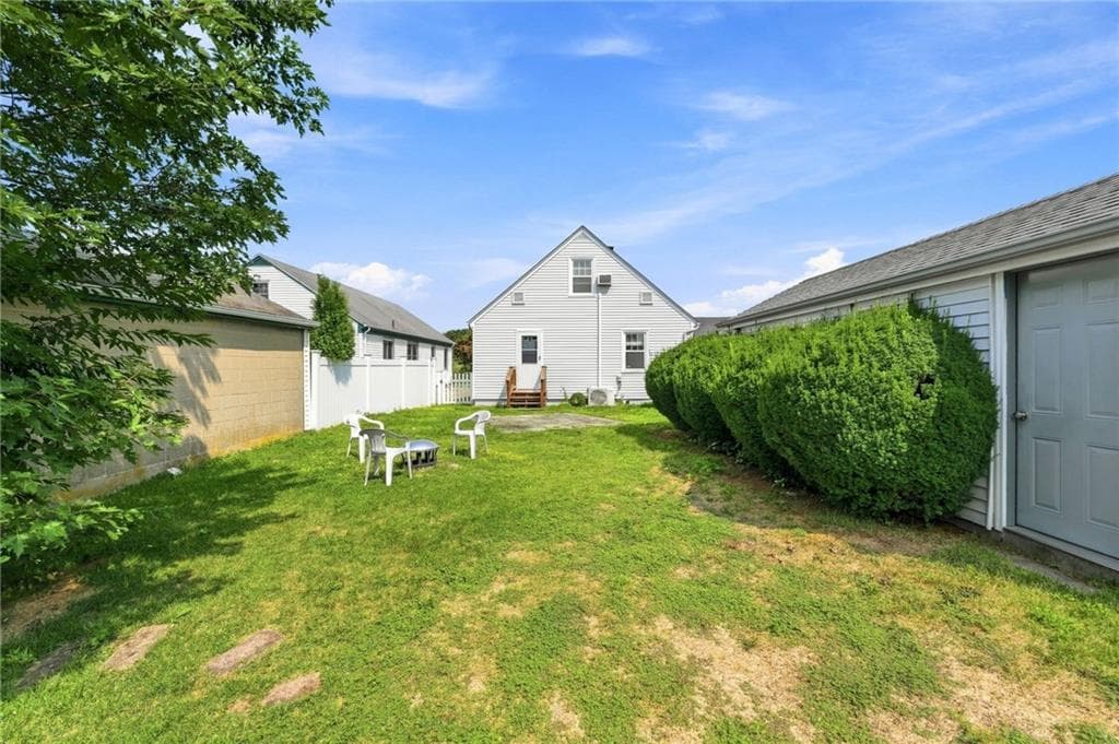 74 Isabella Avenue - Photo 3