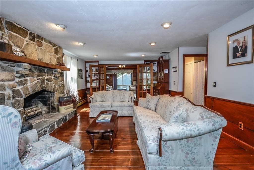 132 Sheffield Hill Road - Photo 2