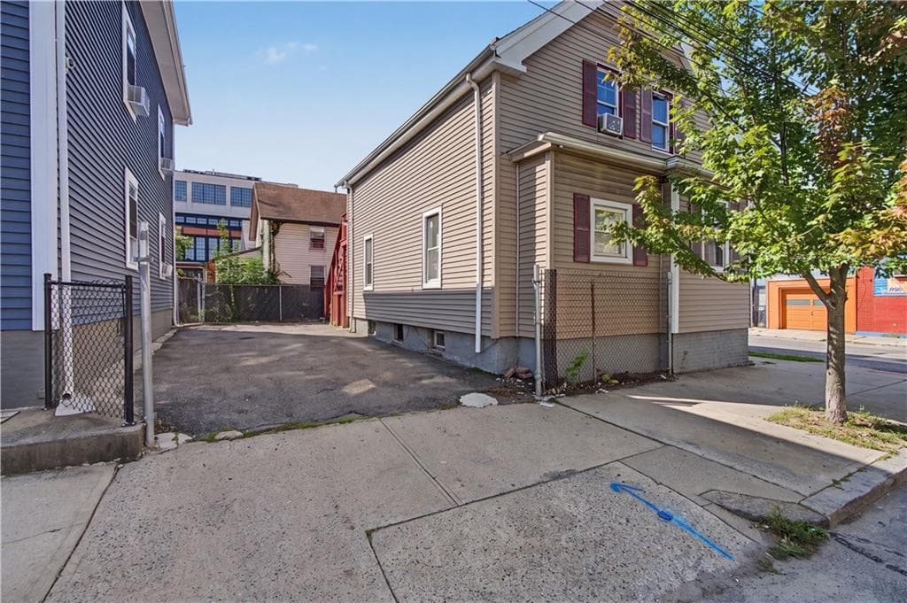 448 Public Street - Photo 3