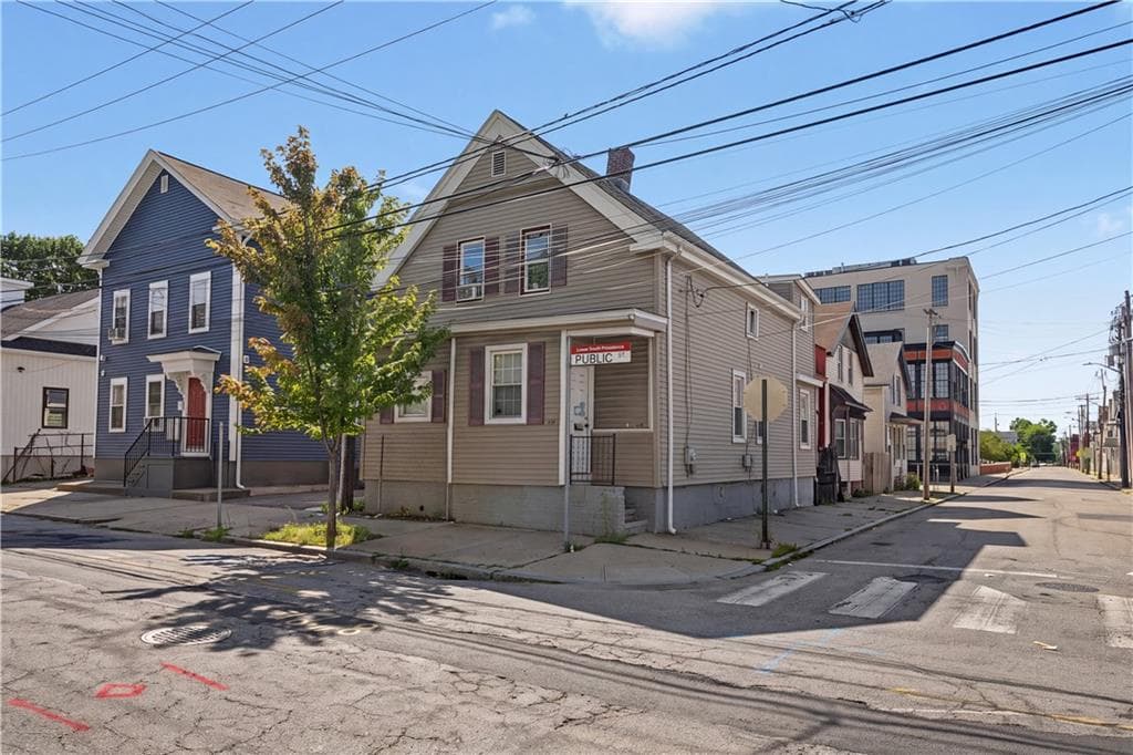 448 Public Street