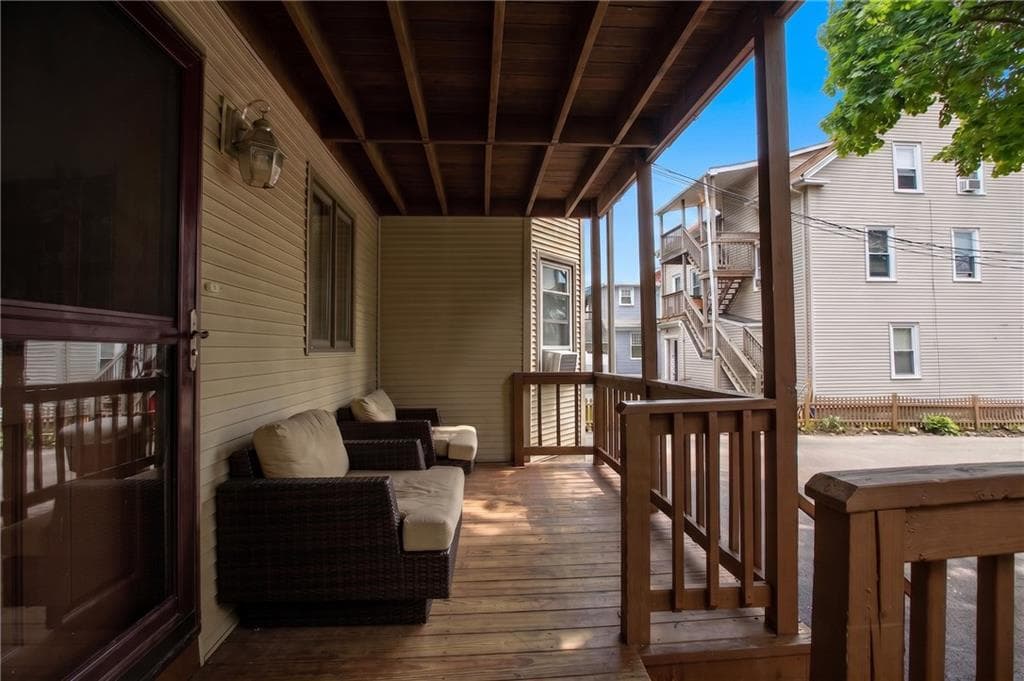 76 Dewey Street - Photo 3