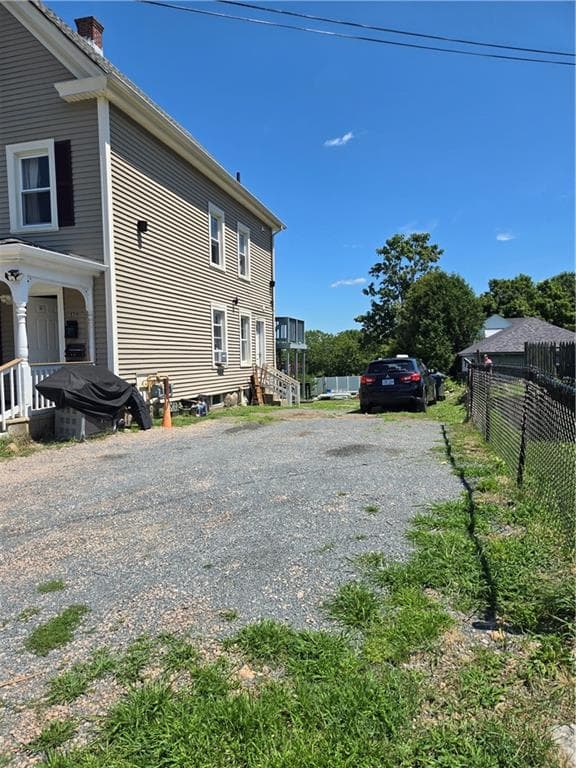 139 TOWER Street - Photo 3