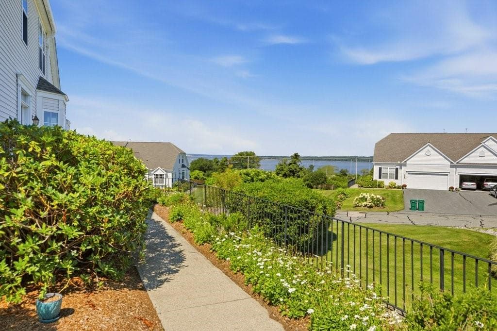 264 Rolling Hill Road #264 - Photo 2