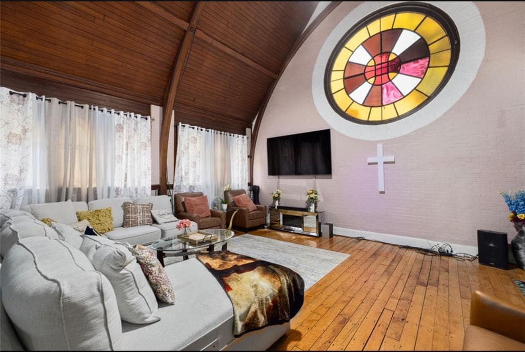 576 Fairmount Street - Photo 4